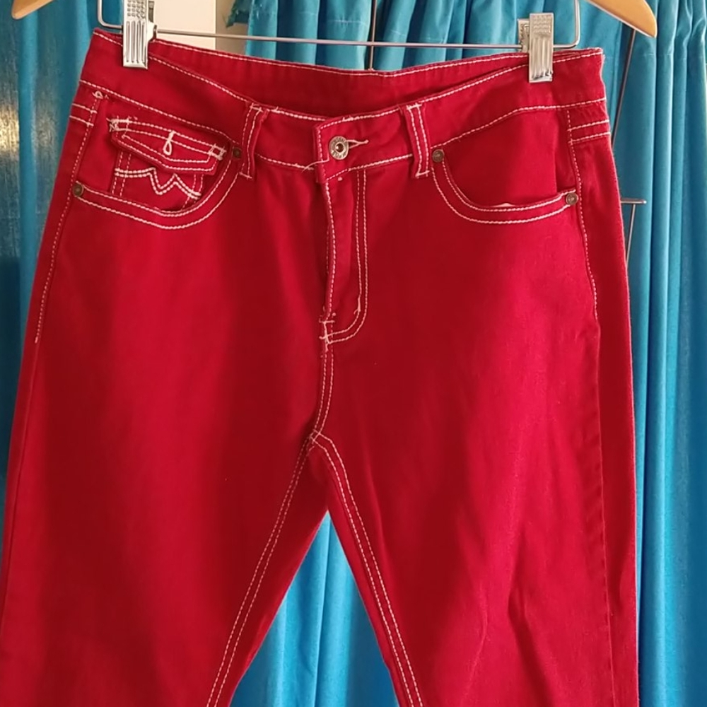 Red skinny jeans